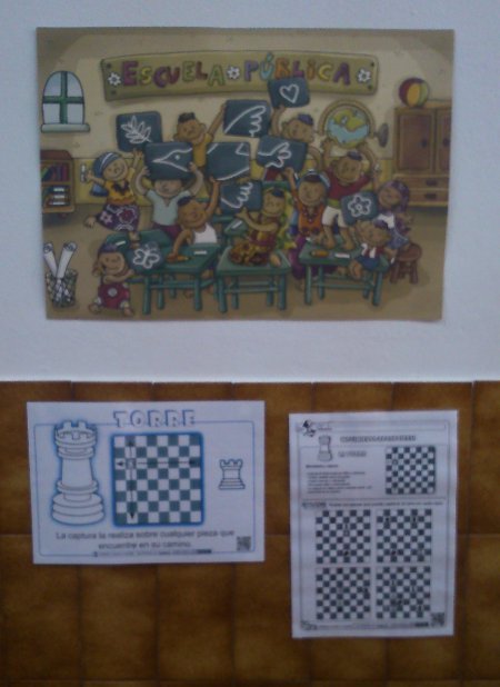  cartelería ajedrecística en el C.P. Manuel Fernández Juncos de Ribadesella 